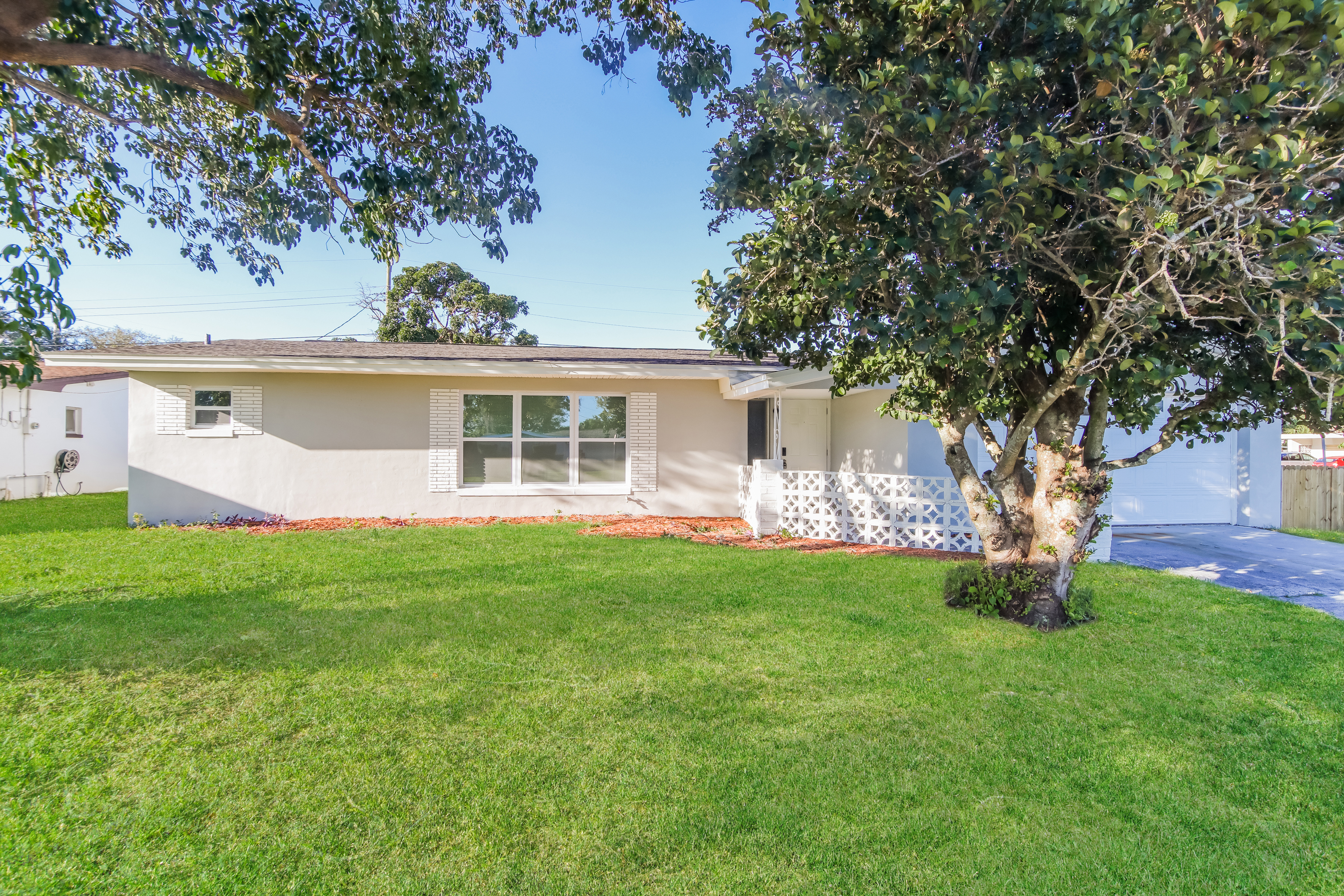 2084 COLONY DR MELBOURNE, FL 32935